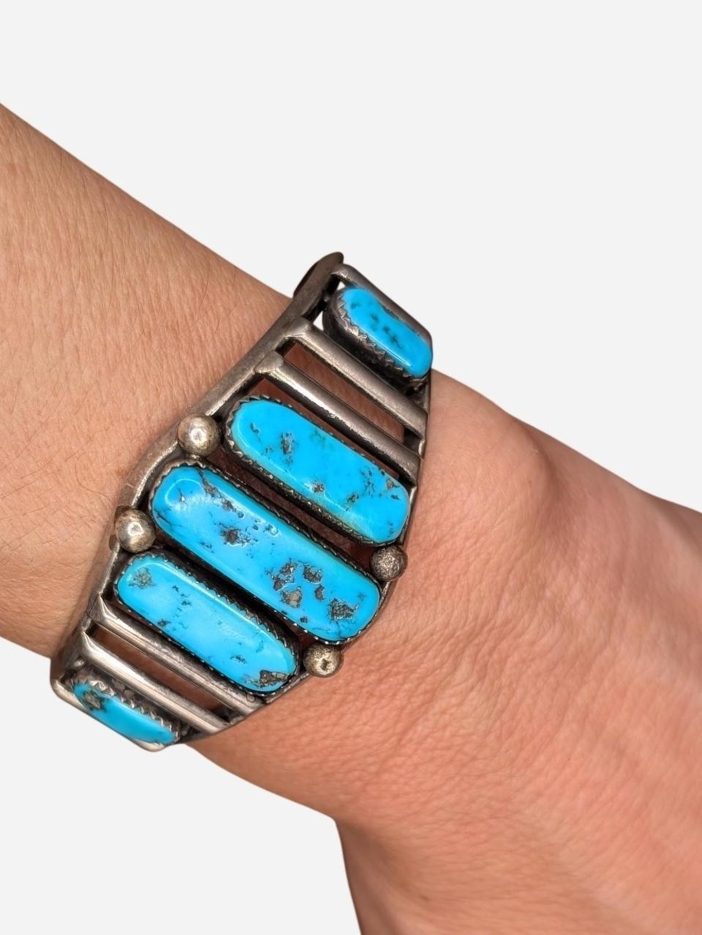 Vintage Arizona Southwestern Turquoise Five-Stone Cuff Bracelet – Sterling Style